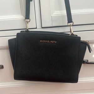 Michael Kors Cross Body Black Purse